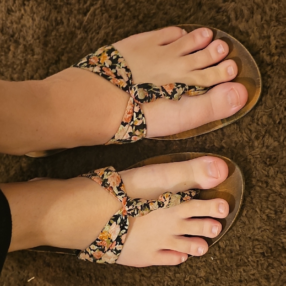 Pre-loved Floral Women's Sandals